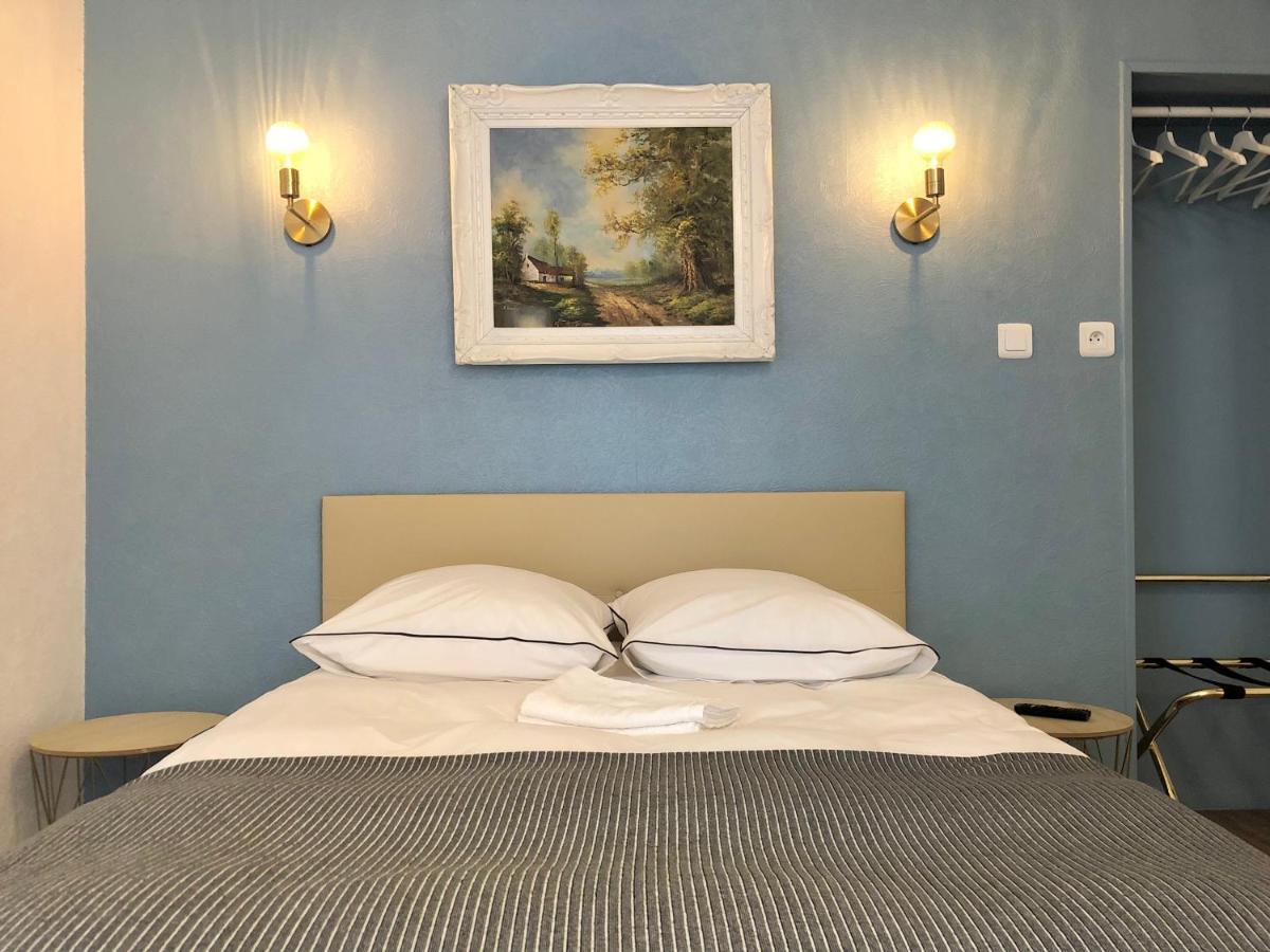 Hotel D'Artiste Pierrefontaine-les-Varans Екстериор снимка